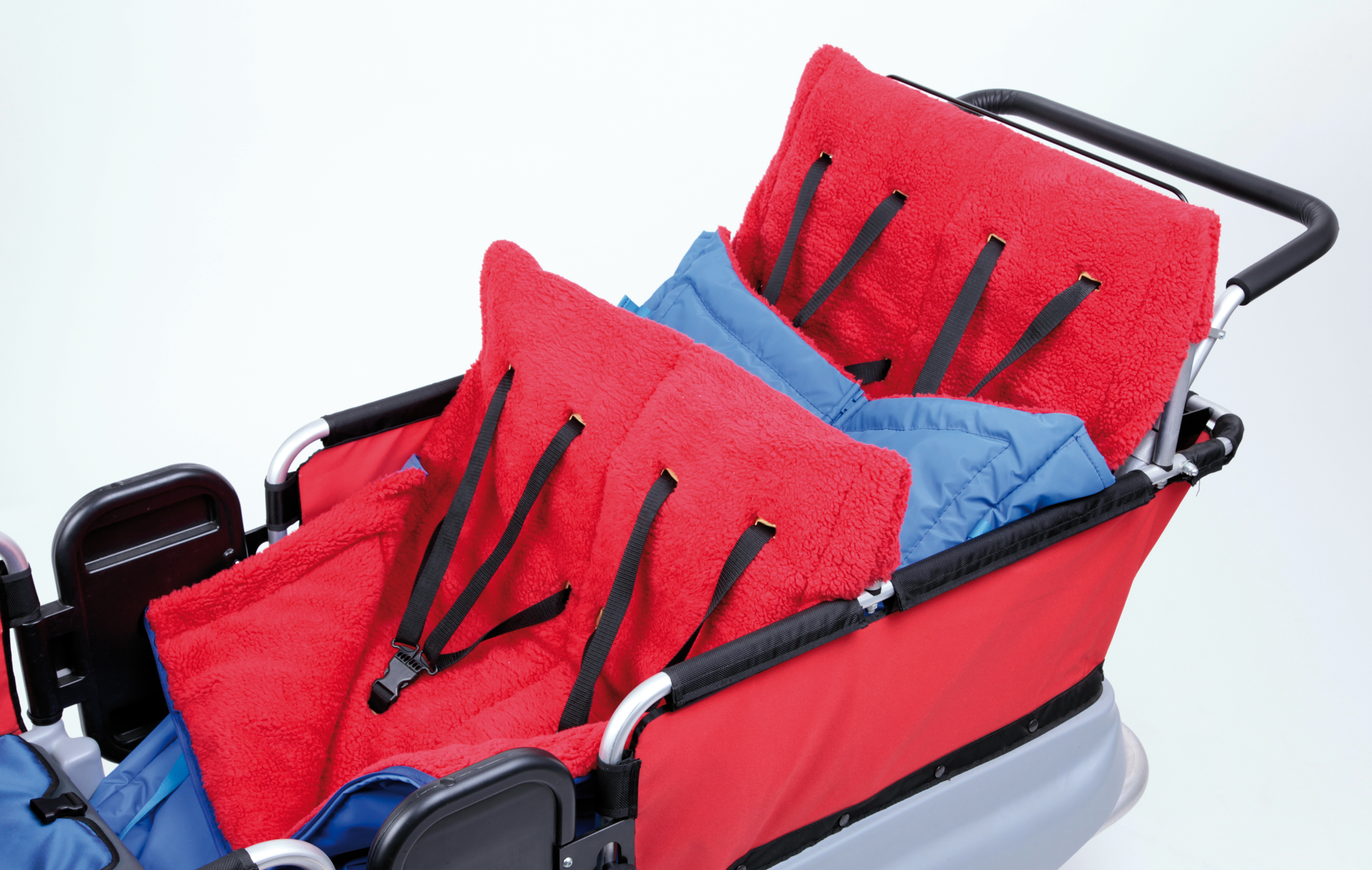 E01716 Fußsack für 2 Kinder zum WINTHER-Turtlebus 